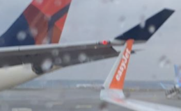 Volo cancellato per incidente in aeroporto: Delta Airways e Easyjet si scontrano. Dovuto il risarcimento ai passeggeri?