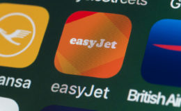 Easyjet cancella i voli estivi per mancanza di personale