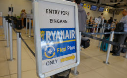 Ryanair addebiti e penali ingiustificate ai passeggeri
